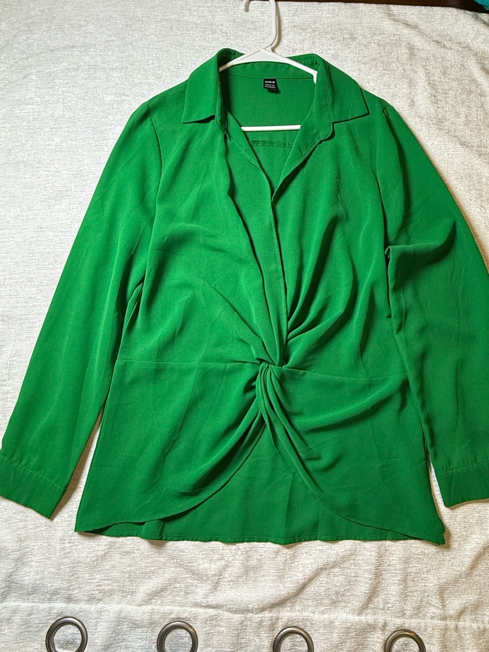 SHEIN Emerald Twist-Front Long Sleeve Blouse